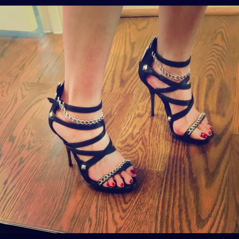 Size 36.5 rock and republic black 3-4 inch heels